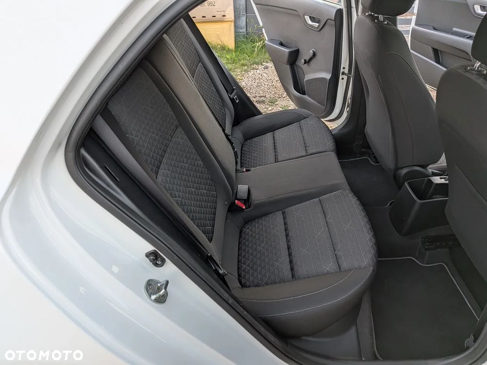 Kia Rio 1.2 M - 23