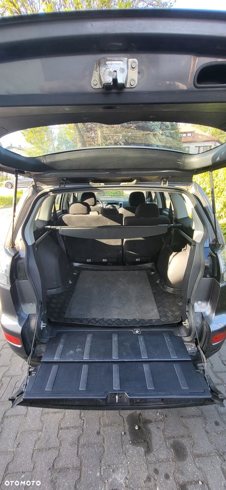 Mitsubishi Outlander 2.0 DID Instyle - 6