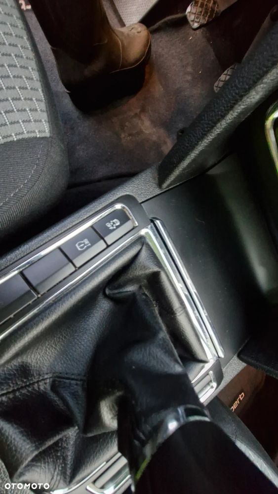 Skoda Superb Combi 2.0 TDI Exclusive - 17