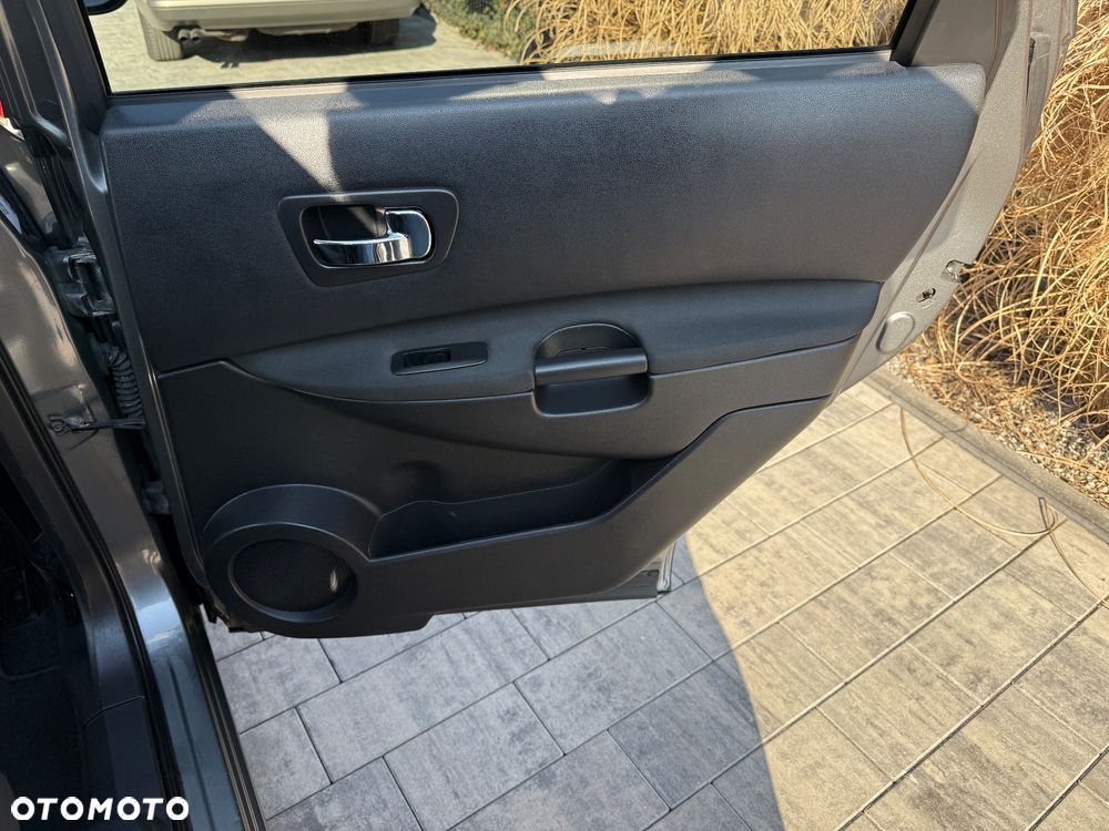 Nissan Qashqai+2 - 34