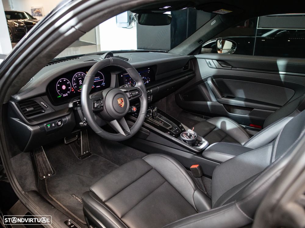 Porsche 911 (992) Carrera GTS - 23