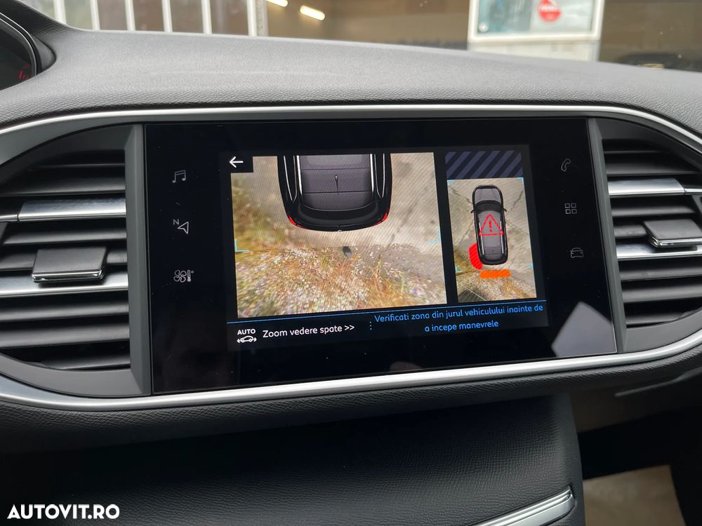 Peugeot 308 BlueHDi 130 EAT8 Allure - 14