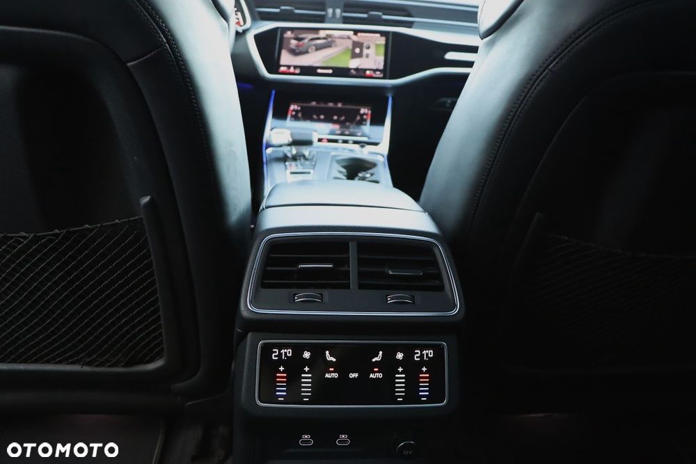 Audi A6 Avant 55 TFSI e quattro S tronic S line - 33