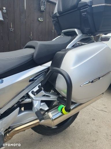 Yamaha FJR - 9