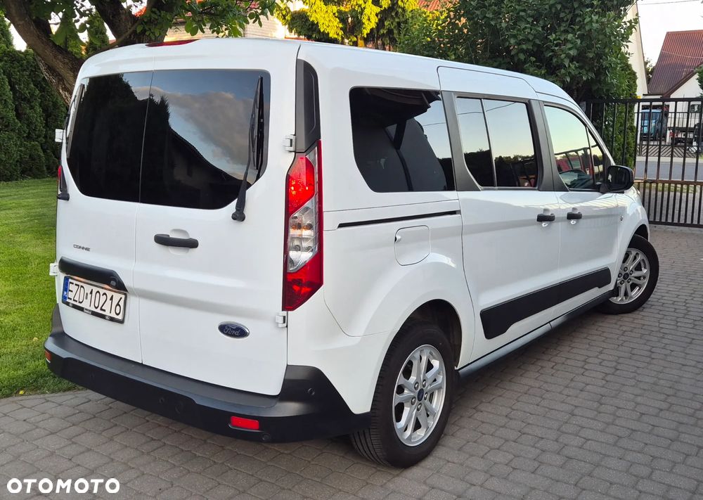 Ford Transit Connect - 8