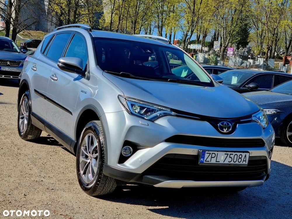 Toyota RAV4 - 5