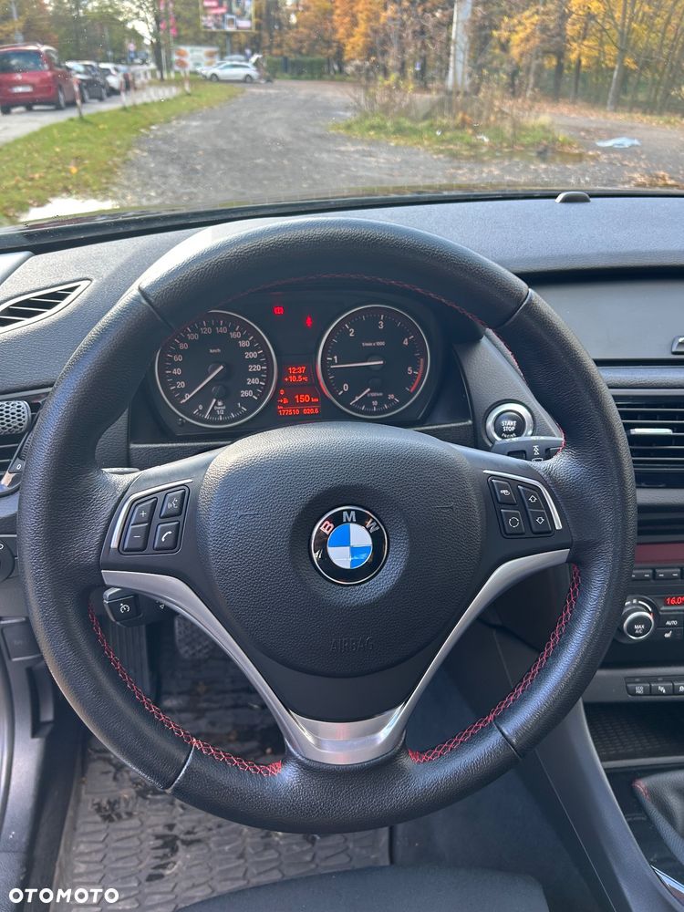 BMW X1 xDrive20d Sport Line - 14