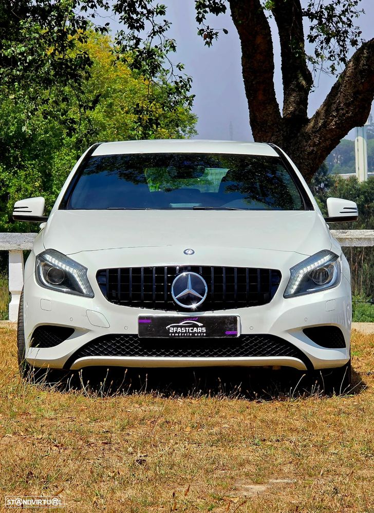 Mercedes-Benz A 180 CDI (BlueEFFICIENCY) Urban - 3