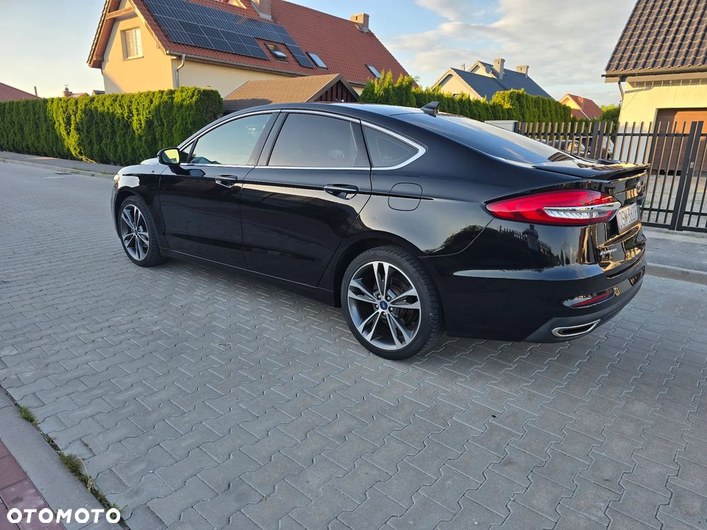 Ford Fusion - 7