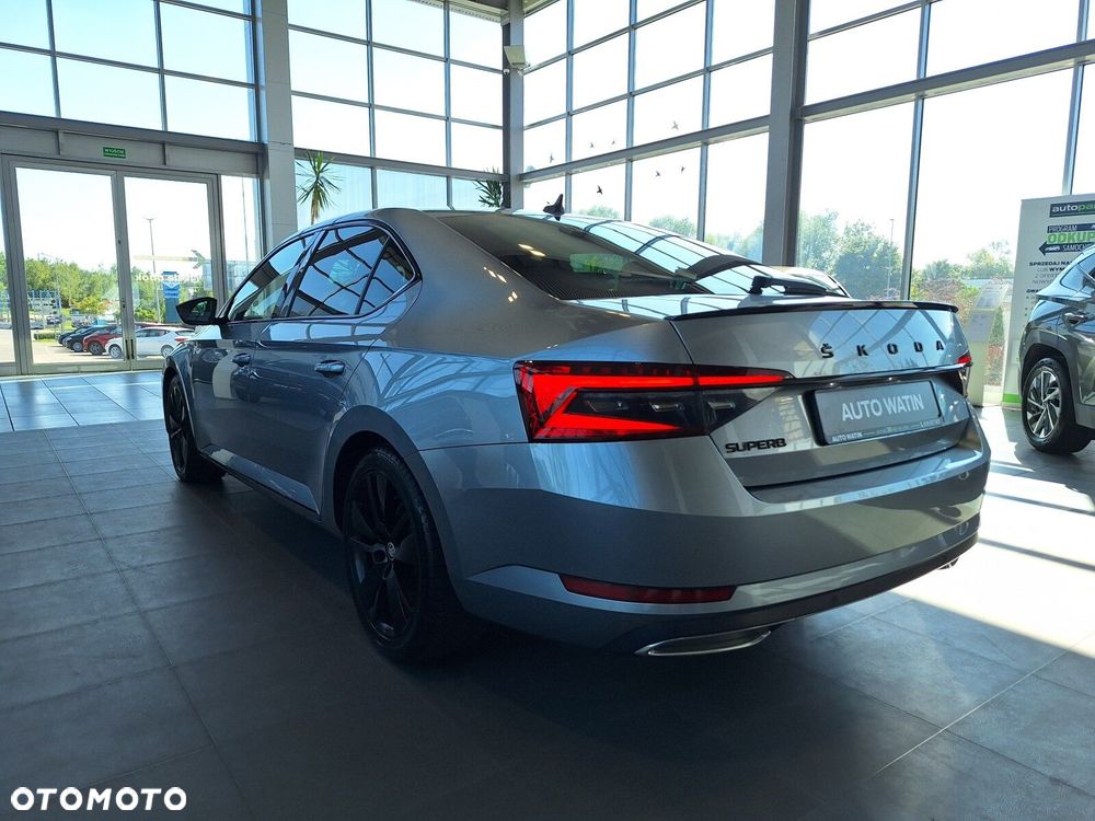 Skoda Superb 2.0 TDI SCR Sportline DSG - 5