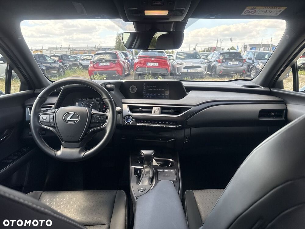 Lexus UX 250h GPF F Impression 2WD - 12
