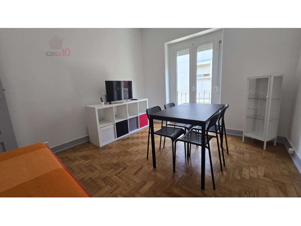 Arrenda-se T2 renovado e mobilado, no centro de Moscavide - Grande imagem: 5/23