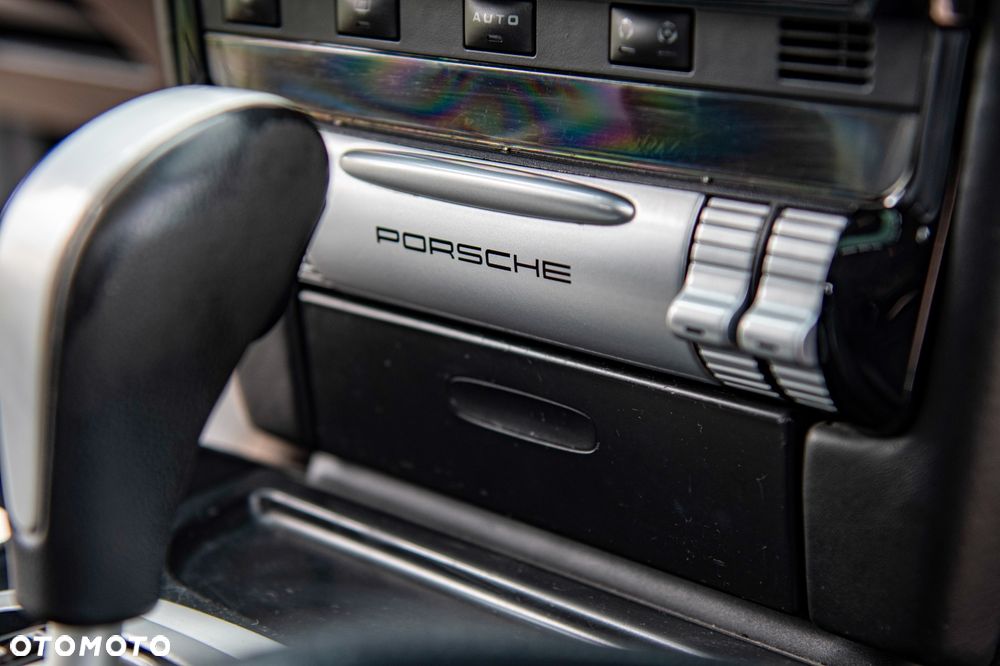 Porsche Cayenne Turbo - 9