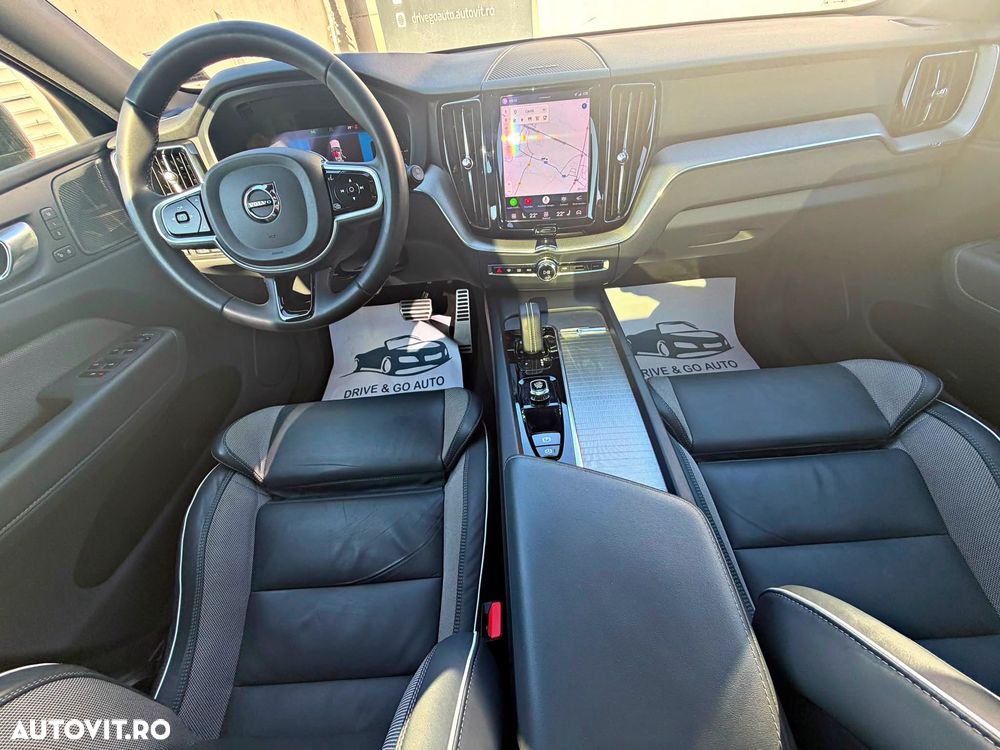 Volvo XC 60 Recharge T6 Twin Engine eAWD R-Design Expression - 14