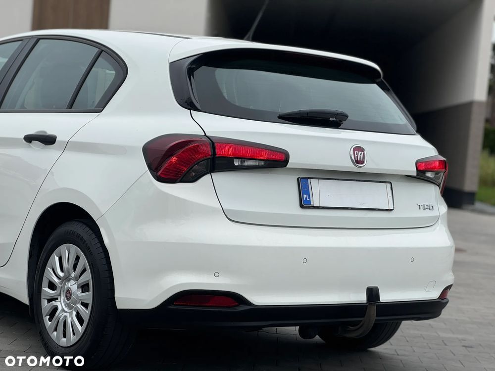 Fiat Tipo 1.4 16v Lounge EU6d - 12