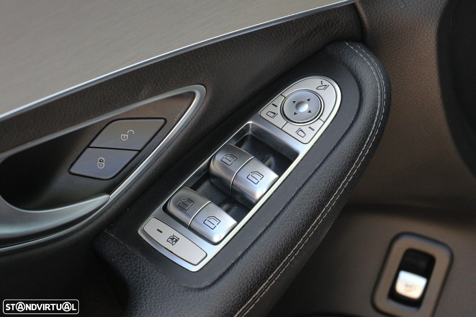 Mercedes-Benz C 200 - 29
