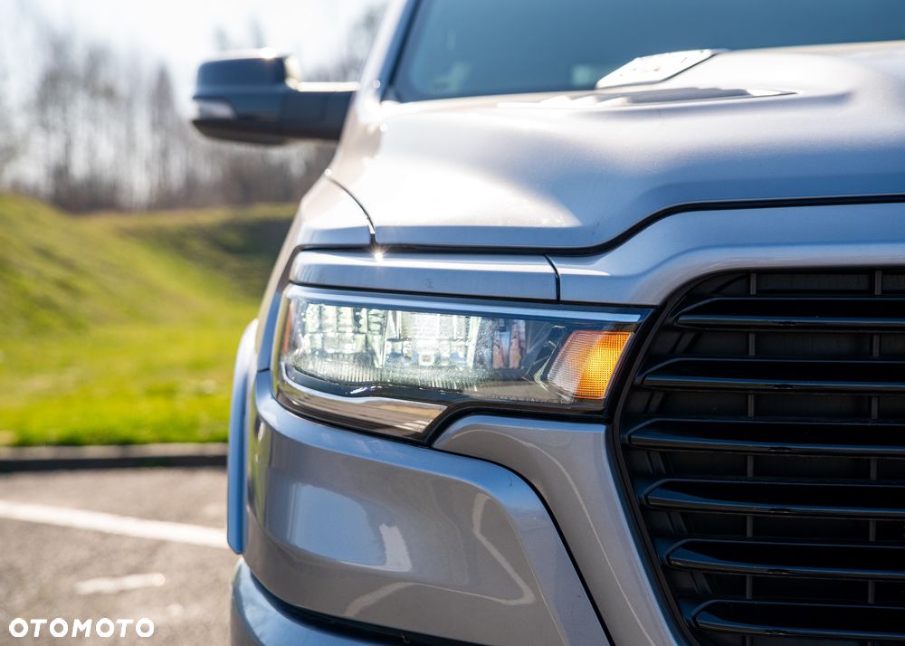 Dodge RAM - 12