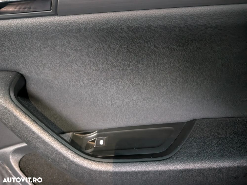 Skoda Superb 1.8 TSI DSG Style - 6
