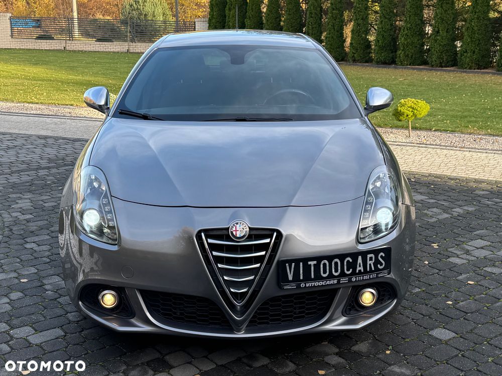 Alfa Romeo Giulietta ver-1-4-tb-sport - 8