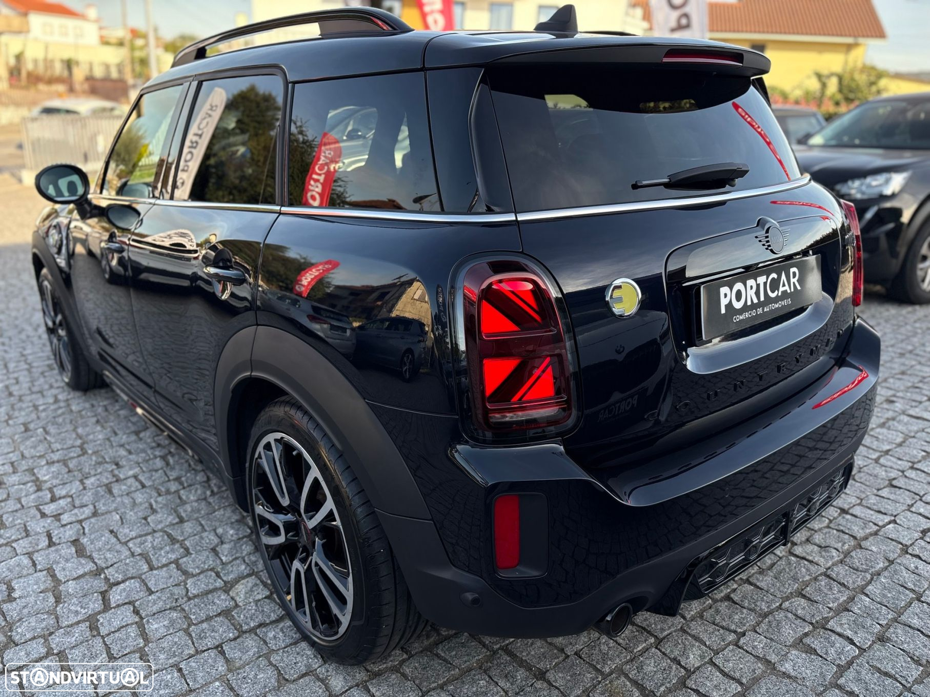 MINI Countryman Cooper SE ALL4 JCW Auto - 6