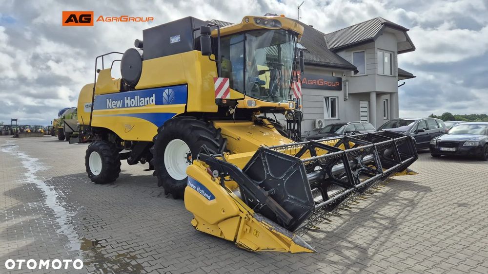New Holland CSX 7070 2009R - 1