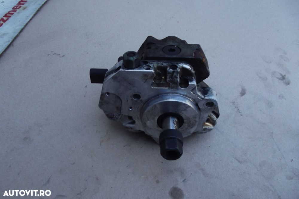 Pompa inalte BMW E87 2.0 E46 E90 e60  pompa inalte presiune dezmembrez E87 - 1