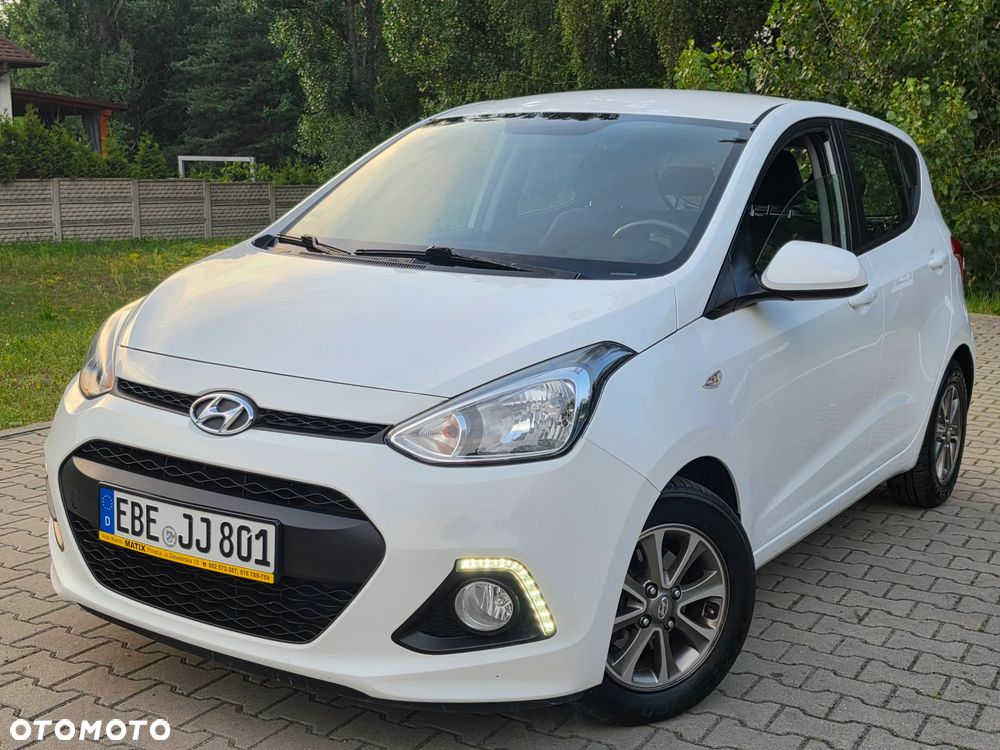 Hyundai i10 1.2 Fifa World Cup Edition - 2