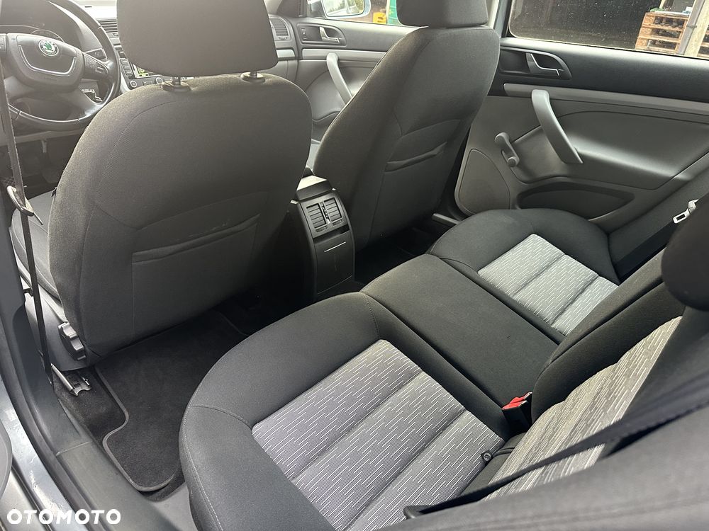 Skoda Octavia 1.4 TSI Ambiente Green tec - 17