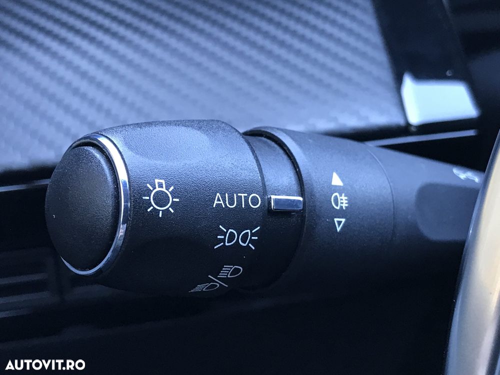 Peugeot 508 1.5 BlueHDI S&S EAT8 Allure Pack - 22