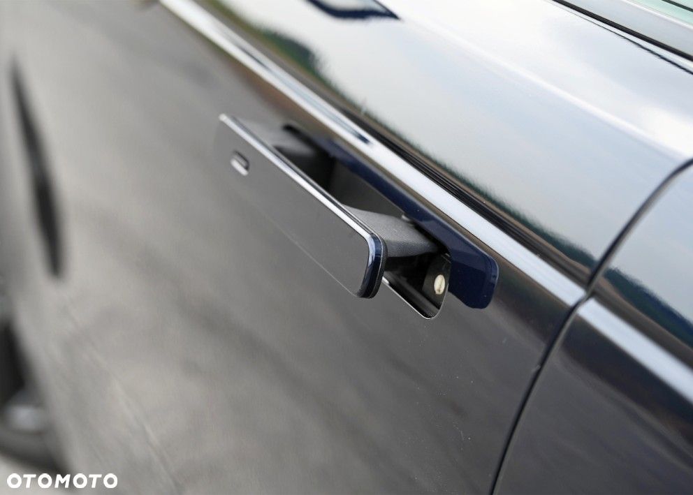 Land Rover Range Rover Velar 3.0 D300 mHEV SE - 10