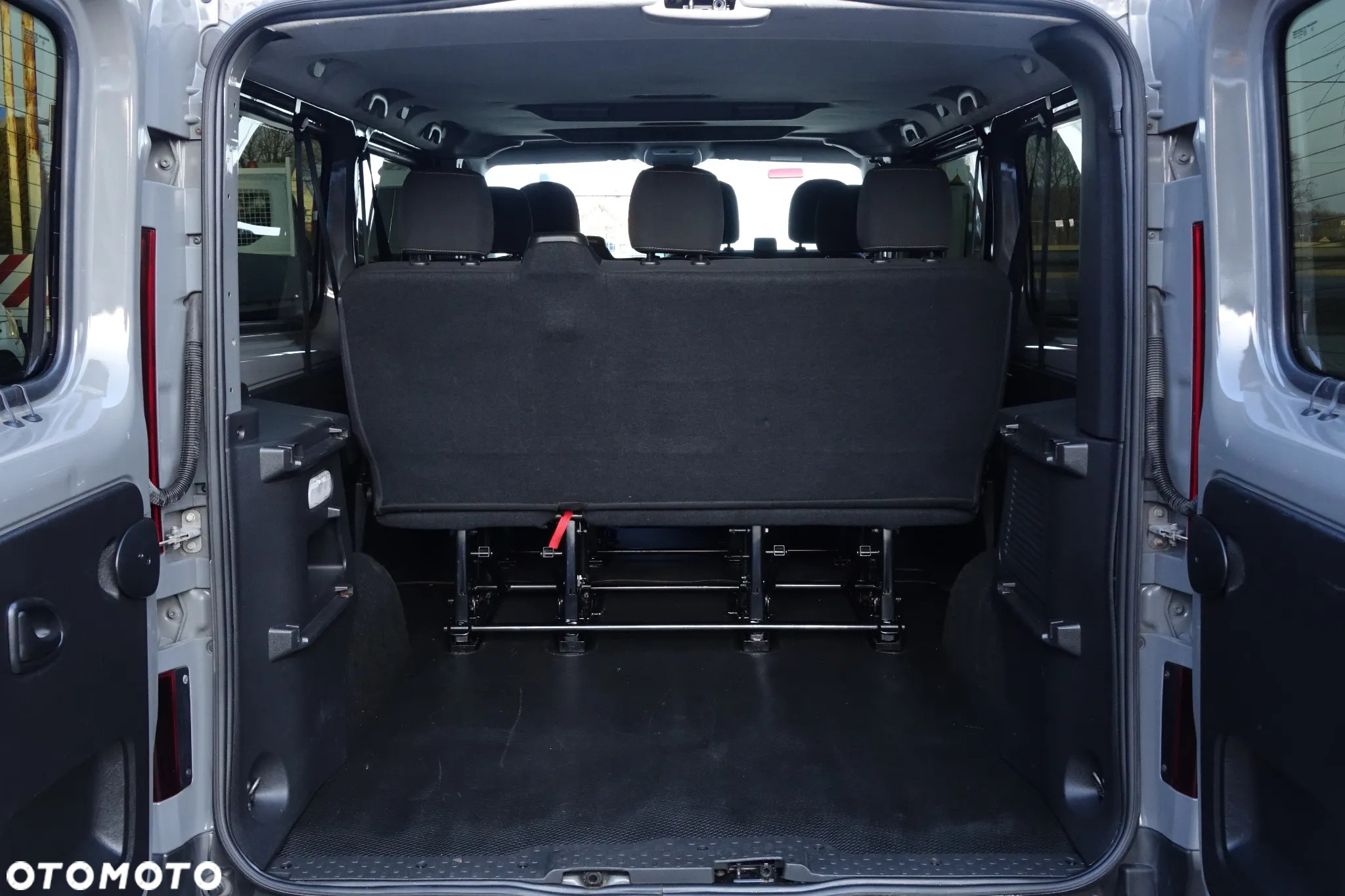 Renault Trafic - 15
