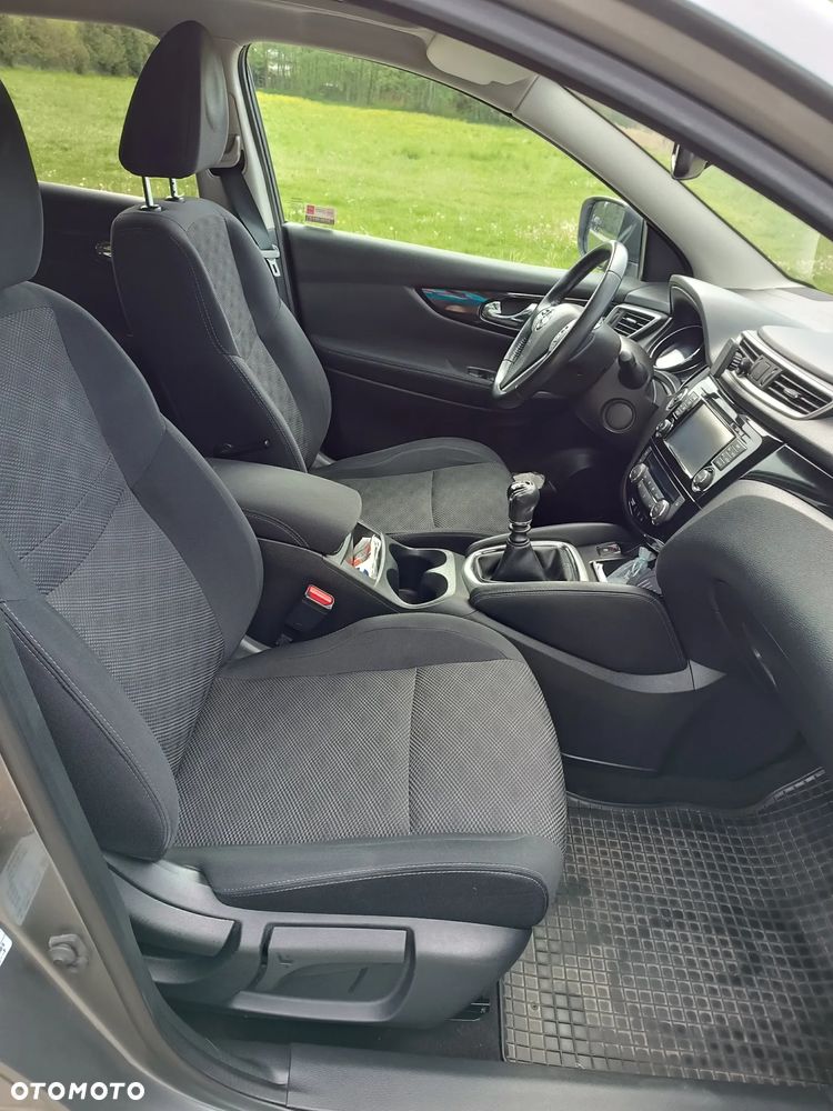Nissan Qashqai 1.6 DIG-T N-Connecta - 7