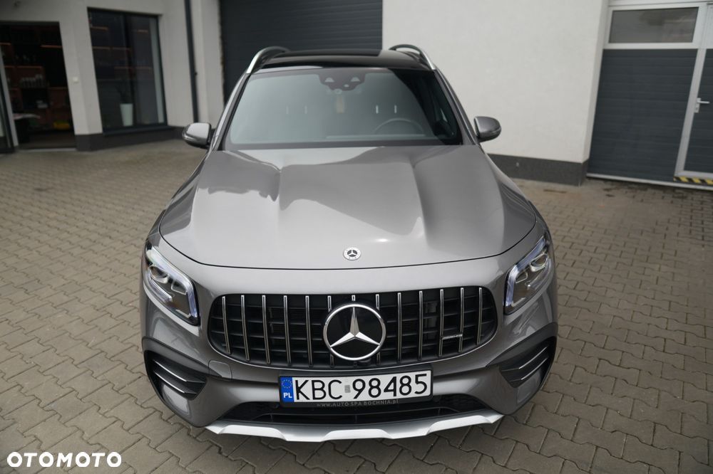 Mercedes-Benz GLB - 12