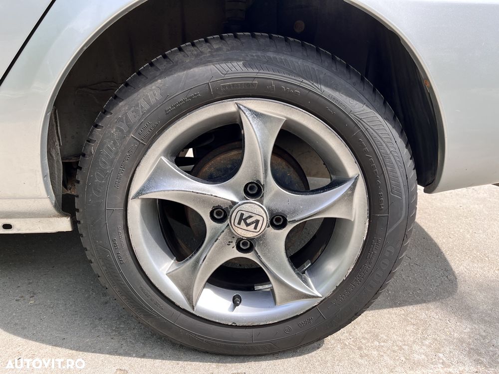 Renault Symbol 1.4 8V SL Fidji - 11