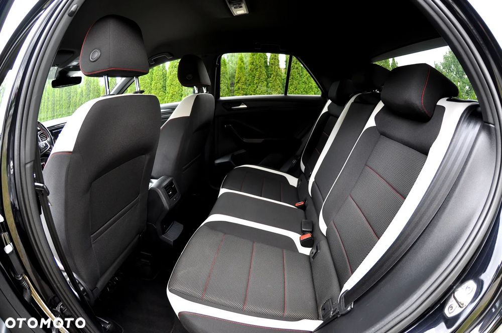 Volkswagen T-Roc 1.5 TSI OPF R-Line - 22