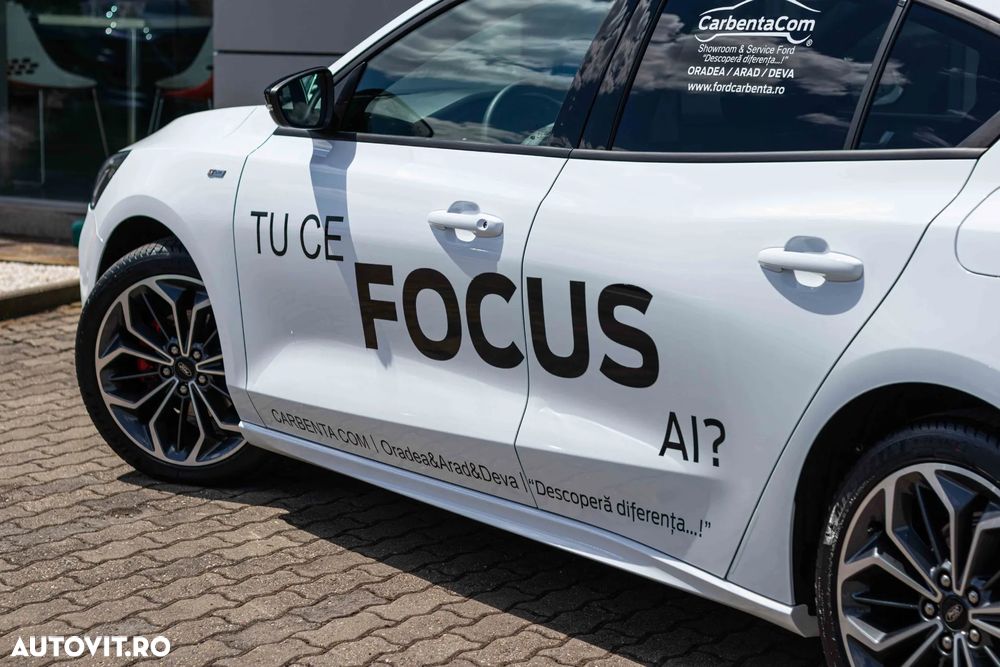 Ford Focus 1.0 EcoBoost MHEV ST-Line X - 10