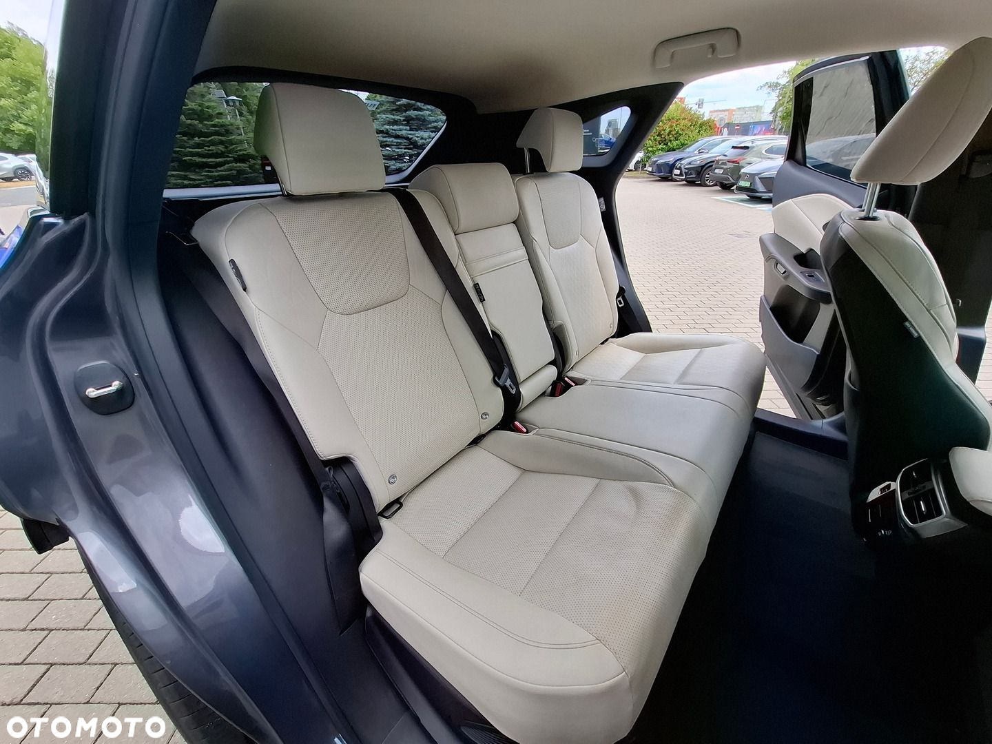 Lexus RX 350h Prestige - 25