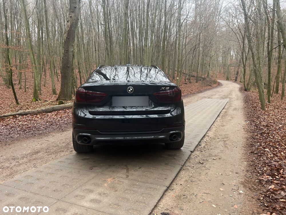 BMW X6 xDrive30d - 16