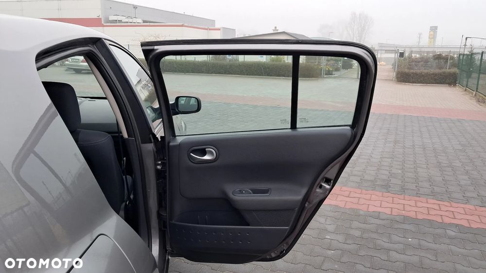 Renault Megane - 11