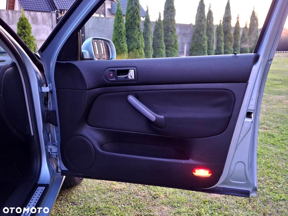 Volkswagen Golf - 14