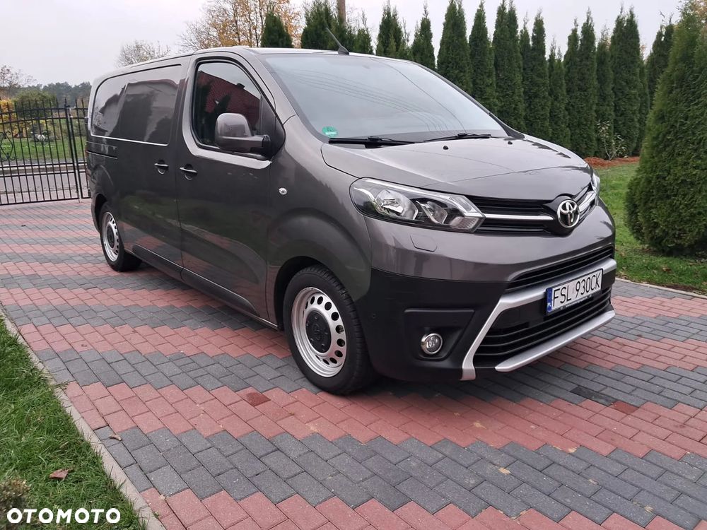 Toyota PROACE - 1