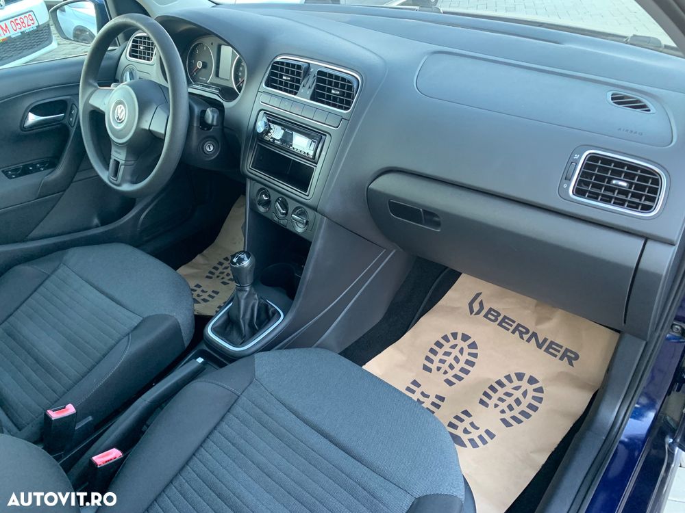 Volkswagen Polo 1.6 TDI Blue Motion Technology Comfortline - 20