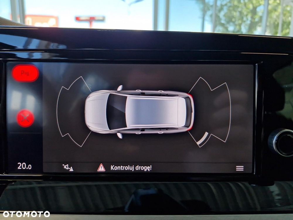 Volkswagen Golf - 17