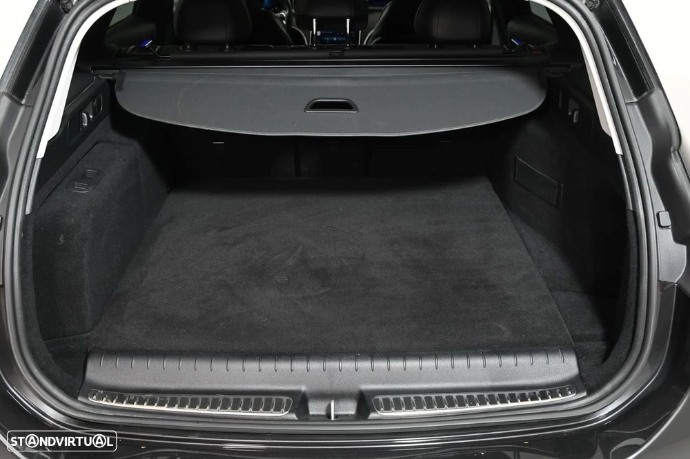 Mercedes-Benz C 300 e AMG Line - 10
