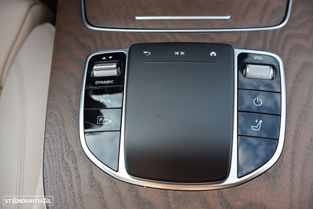 Mercedes-Benz E 300 de Avantgarde - 30