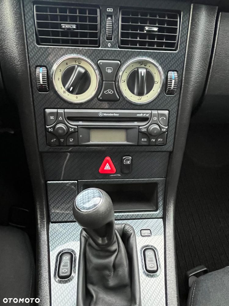 Mercedes-Benz SLK - 24