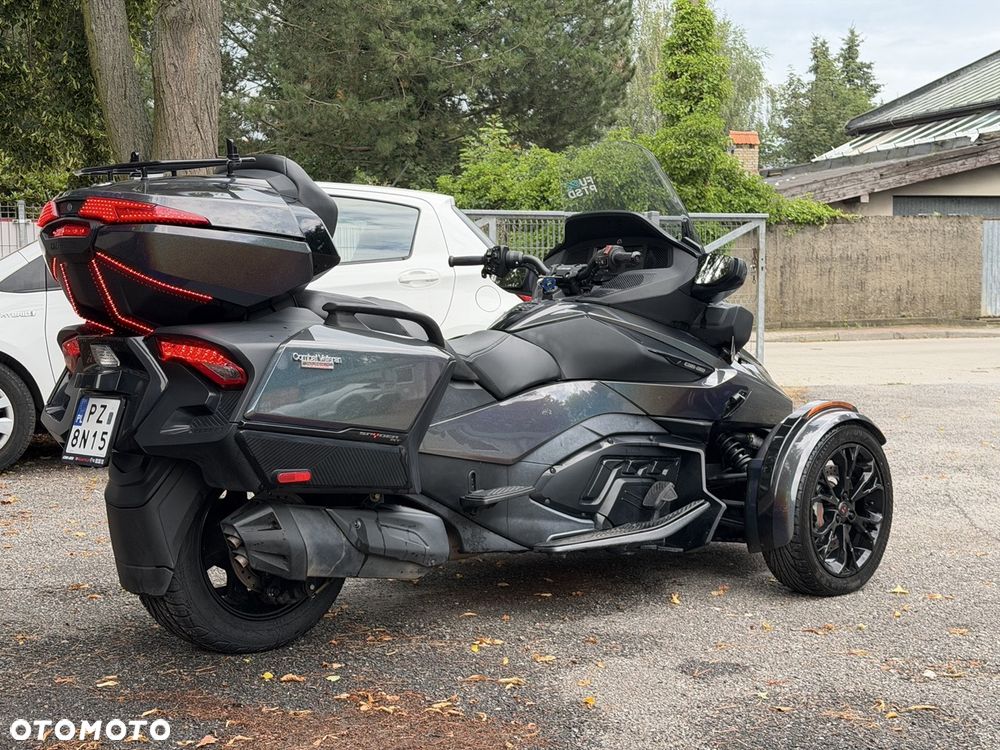 Can-Am Spyder - 5