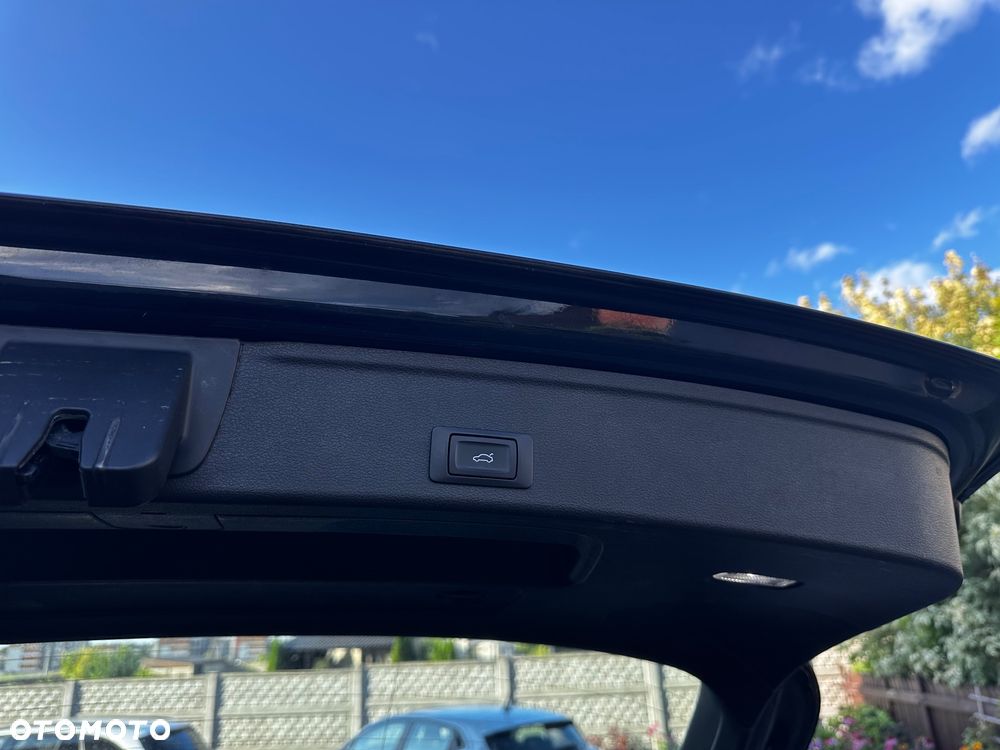 Audi A4 Avant 2.0 TDI S tronic design - 27