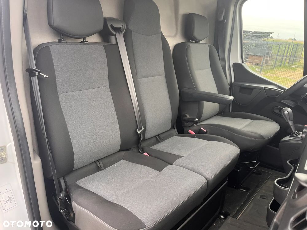 Renault Master - 18