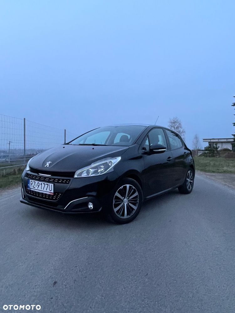 Peugeot 208 - 2